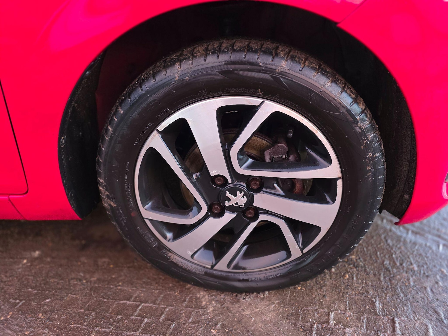 Used Peugeot 108 2014 for sale - 76832103: Photo 19