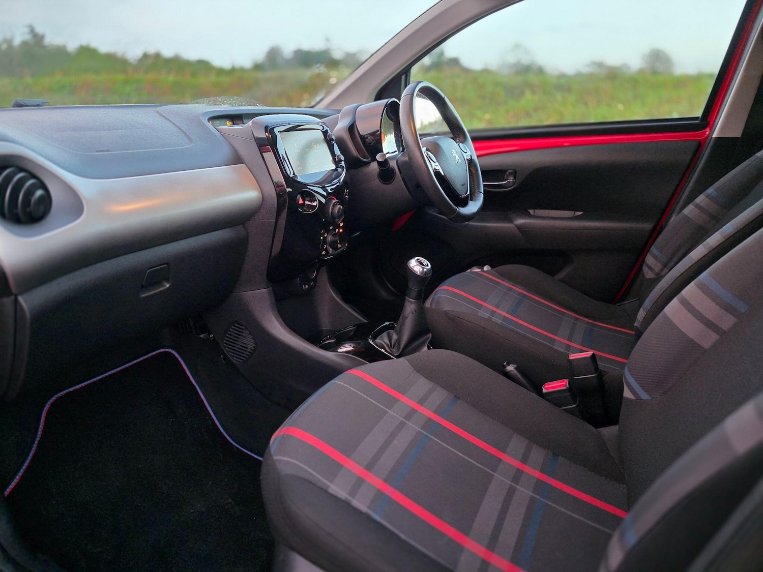 Used Peugeot 108 2014 for sale - 76832103: Photo 5