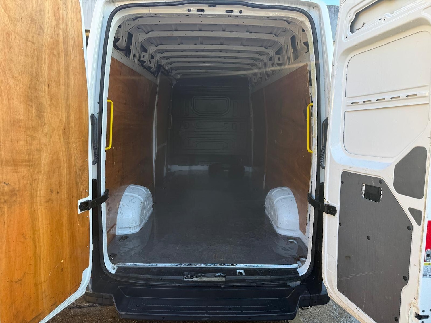 Used Volkswagen Crafter 2023 for sale - 77396102: Photo 35