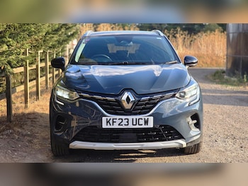 Used Renault Captur 2023 for sale - 79609479: Photo
