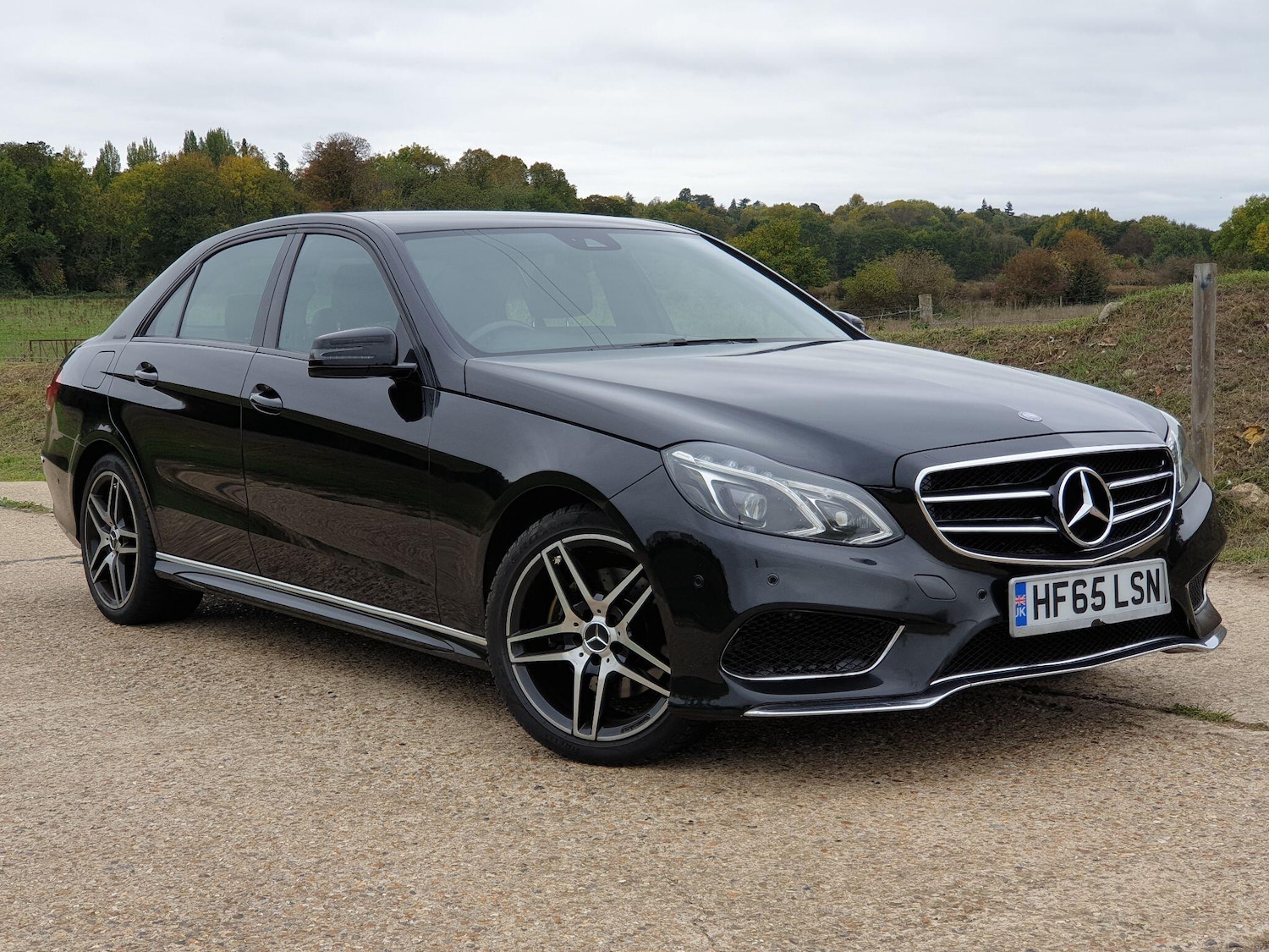 Used Mercedes-Benz E Class 2015 for sale - 76423130: Photo 14