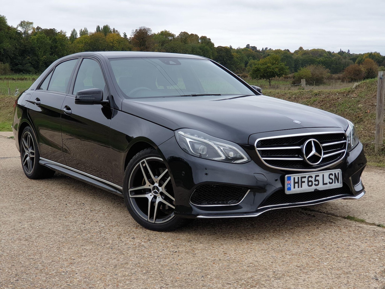 Used Mercedes-Benz E Class 2015 for sale - 76423130: Photo 3