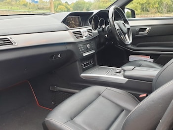 Used Mercedes-Benz E Class 2015 for sale - 76423130: Photo