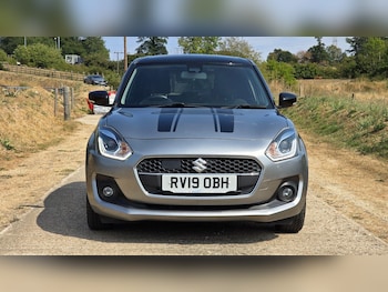 Used Suzuki Swift 2019 for sale - 79540138: Photo