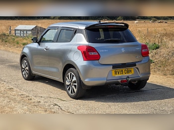 Used Suzuki Swift 2019 for sale - 79540138: Photo