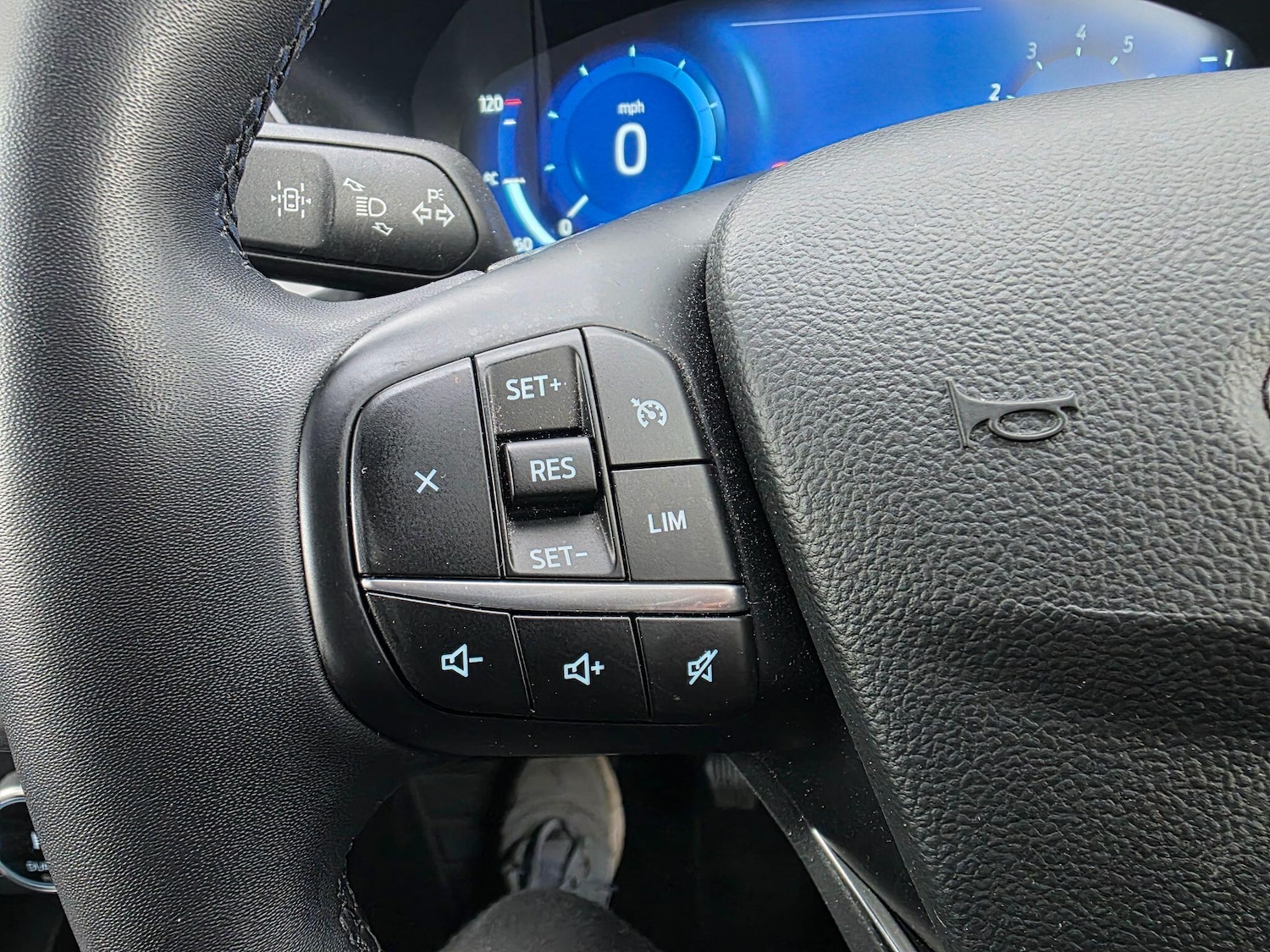 Used Ford Kuga 2023 for sale - 77305989: Photo 16