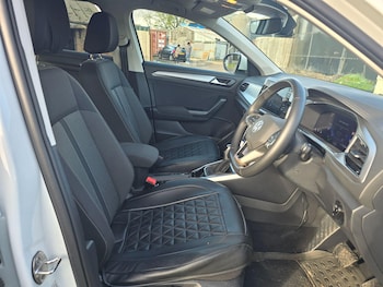 Used Volkswagen T-Roc 2024 for sale - 76671388: Photo