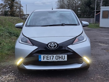 Used Toyota AYGO 2017 for sale - 76572365: Photo