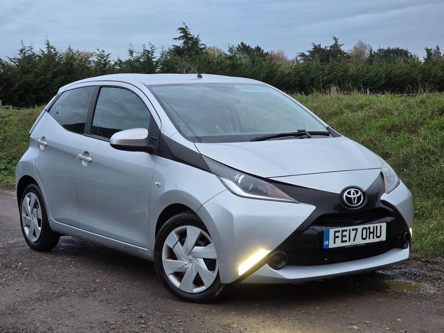 Used Toyota AYGO 2017 for sale - 76572365: Photo 3