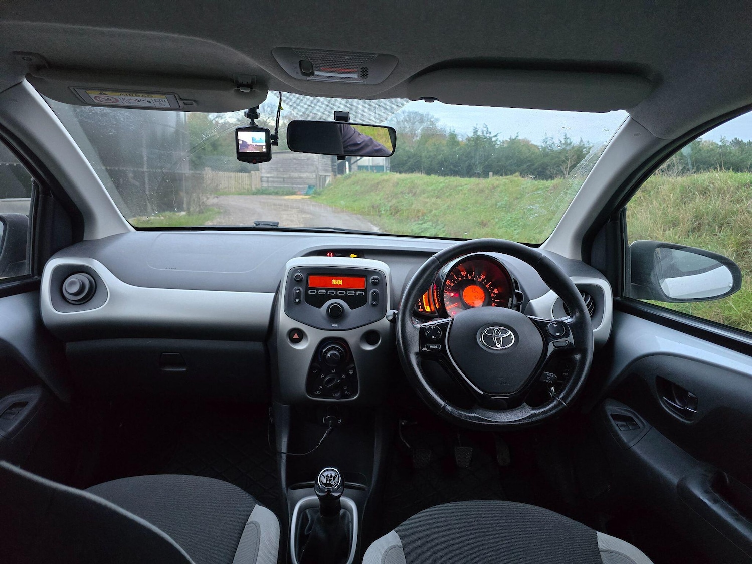 Used Toyota AYGO 2017 for sale - 76572365: Photo 5