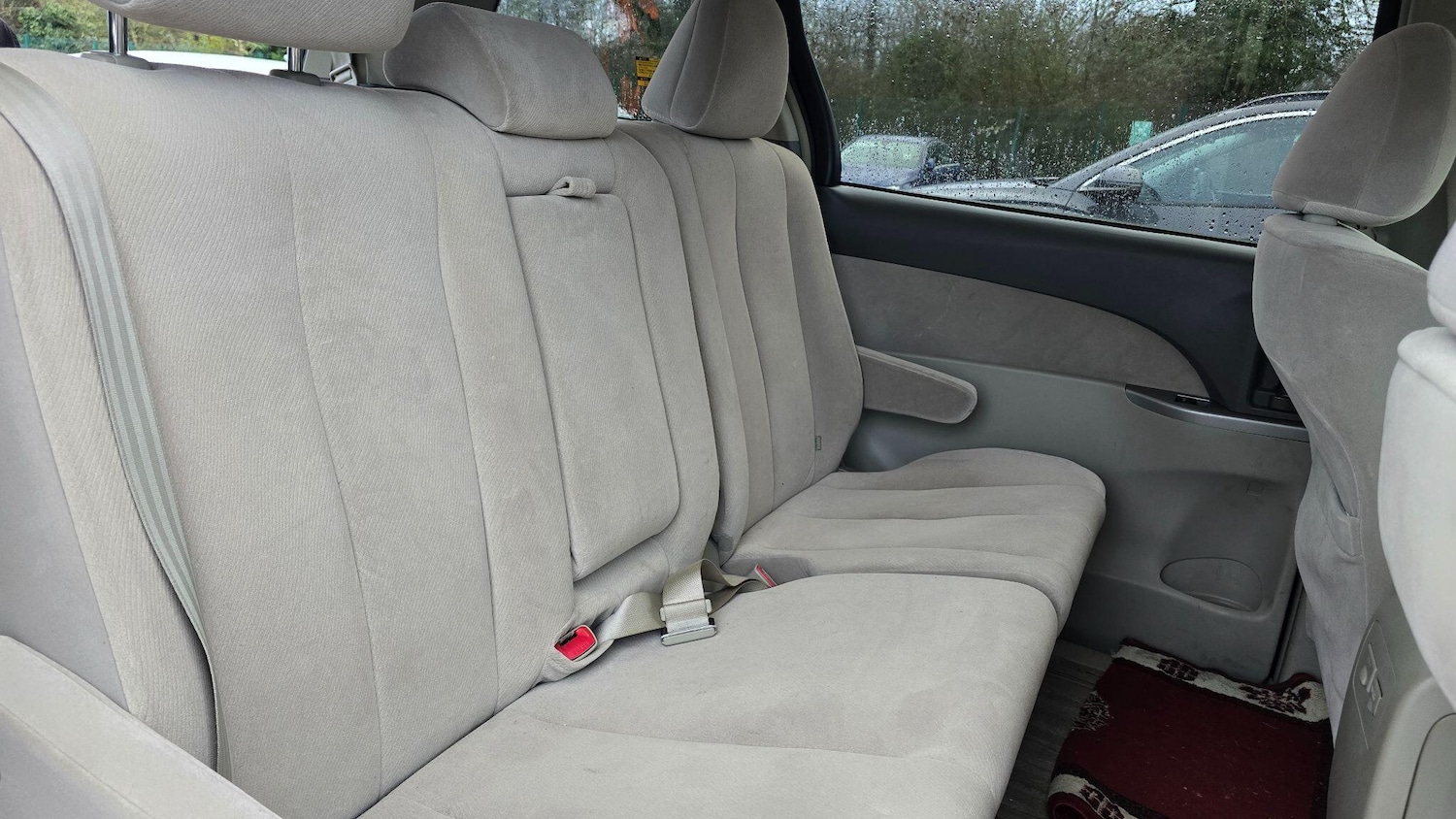 Used Toyota Estima 2016 for sale - 77411029: Photo 11