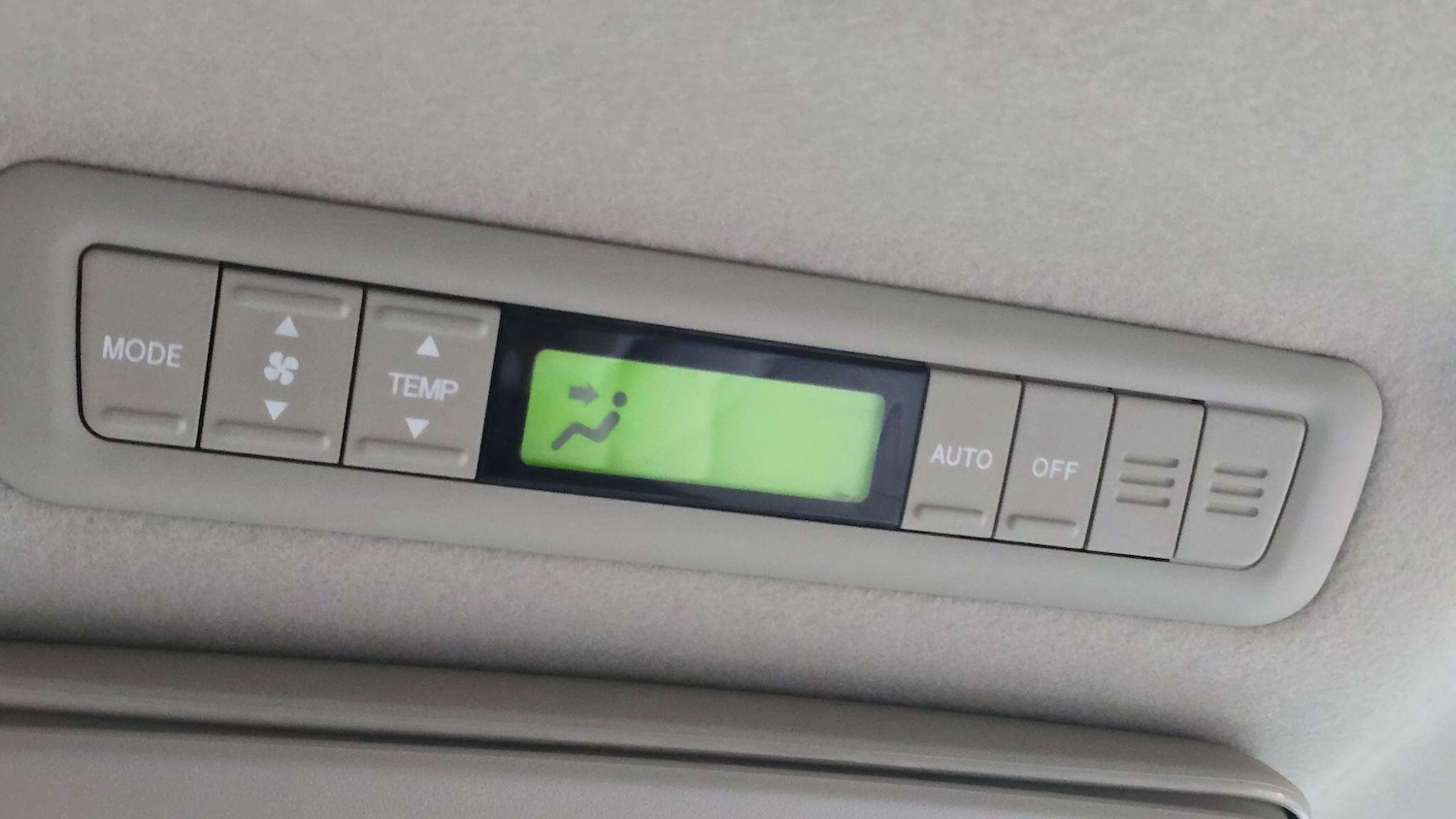 Used Toyota Estima 2016 for sale - 77411029: Photo 19