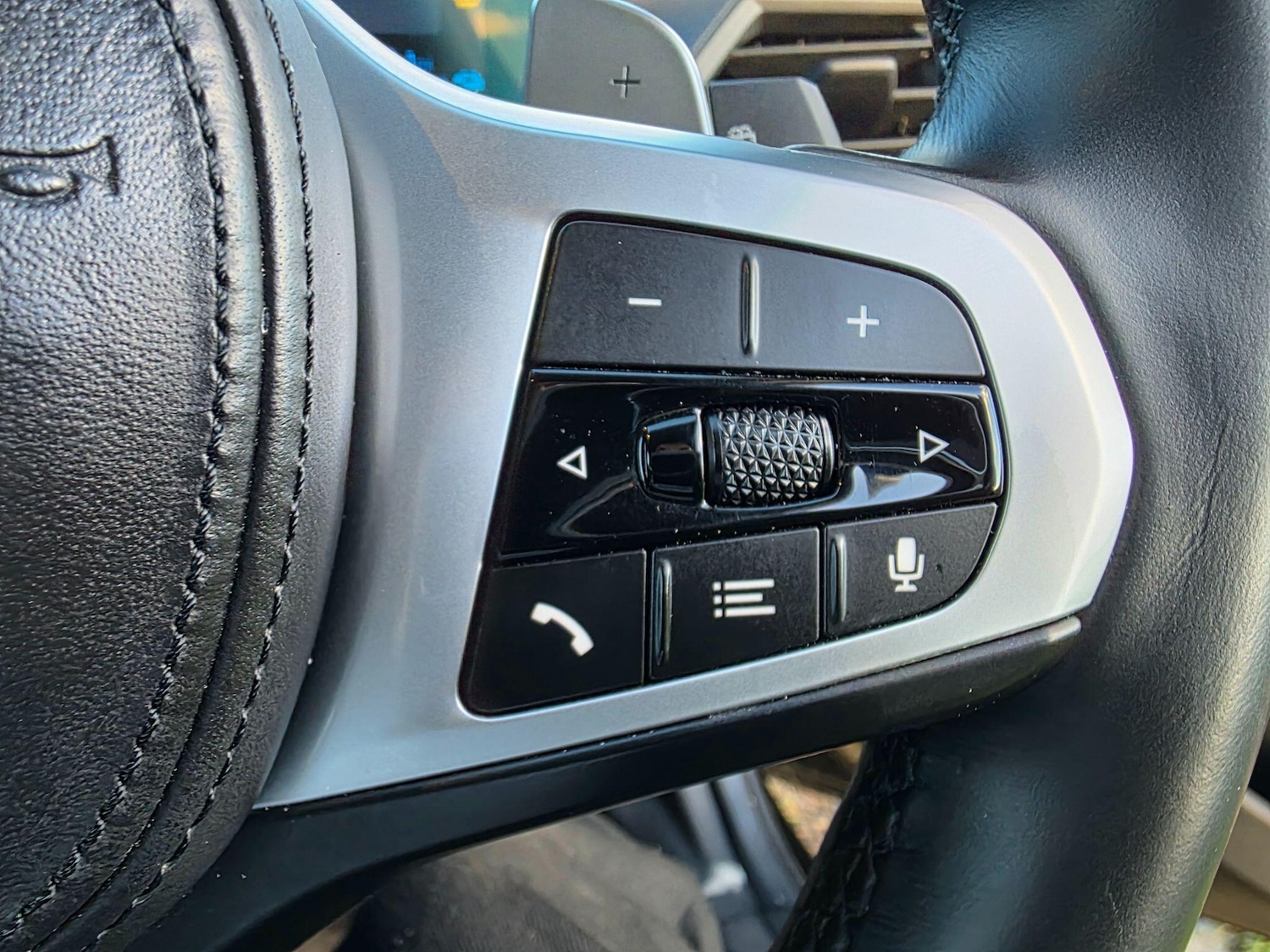 Used BMW 3 Series 2024 for sale - 77098192: Photo 16