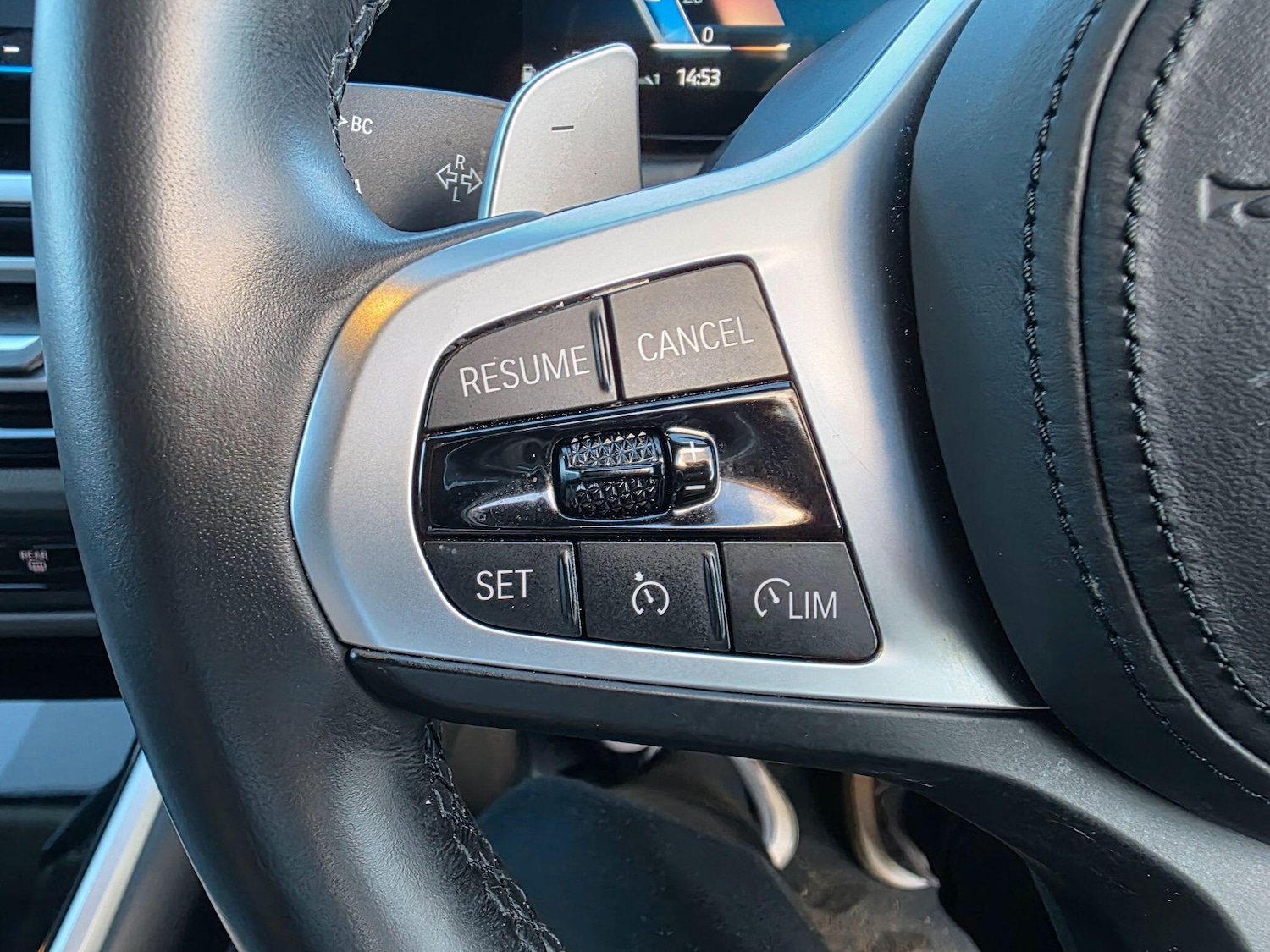 Used BMW 3 Series 2024 for sale - 77098192: Photo 17