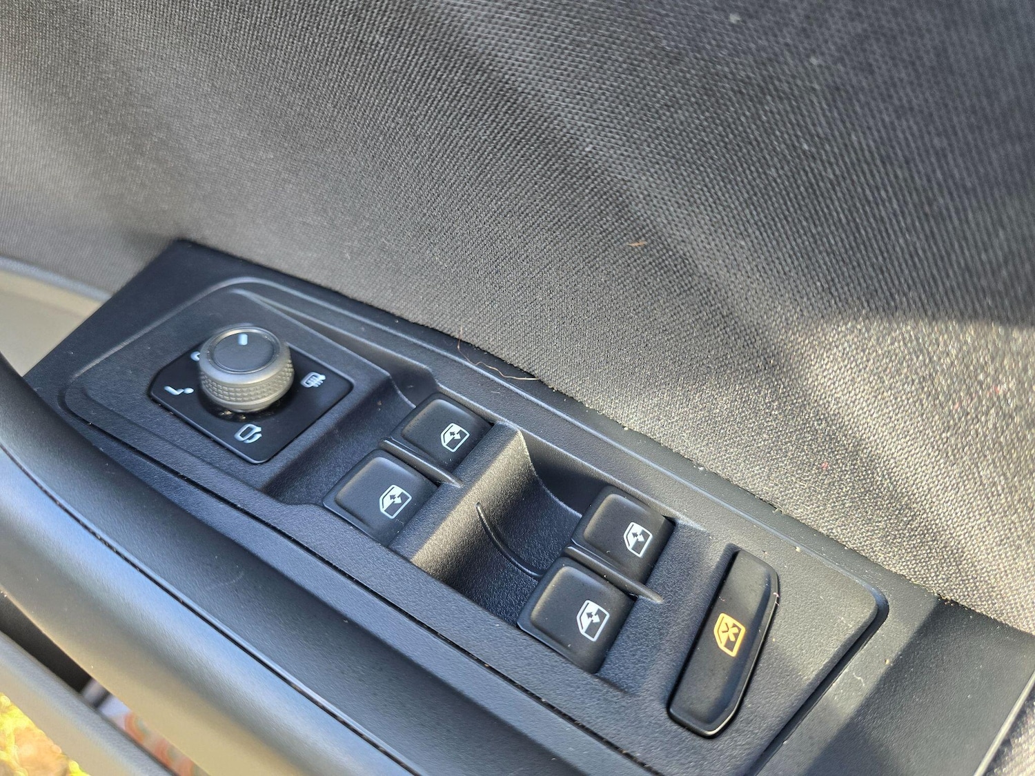 Used Volkswagen T-Roc 2024 for sale - 77097555: Photo 18