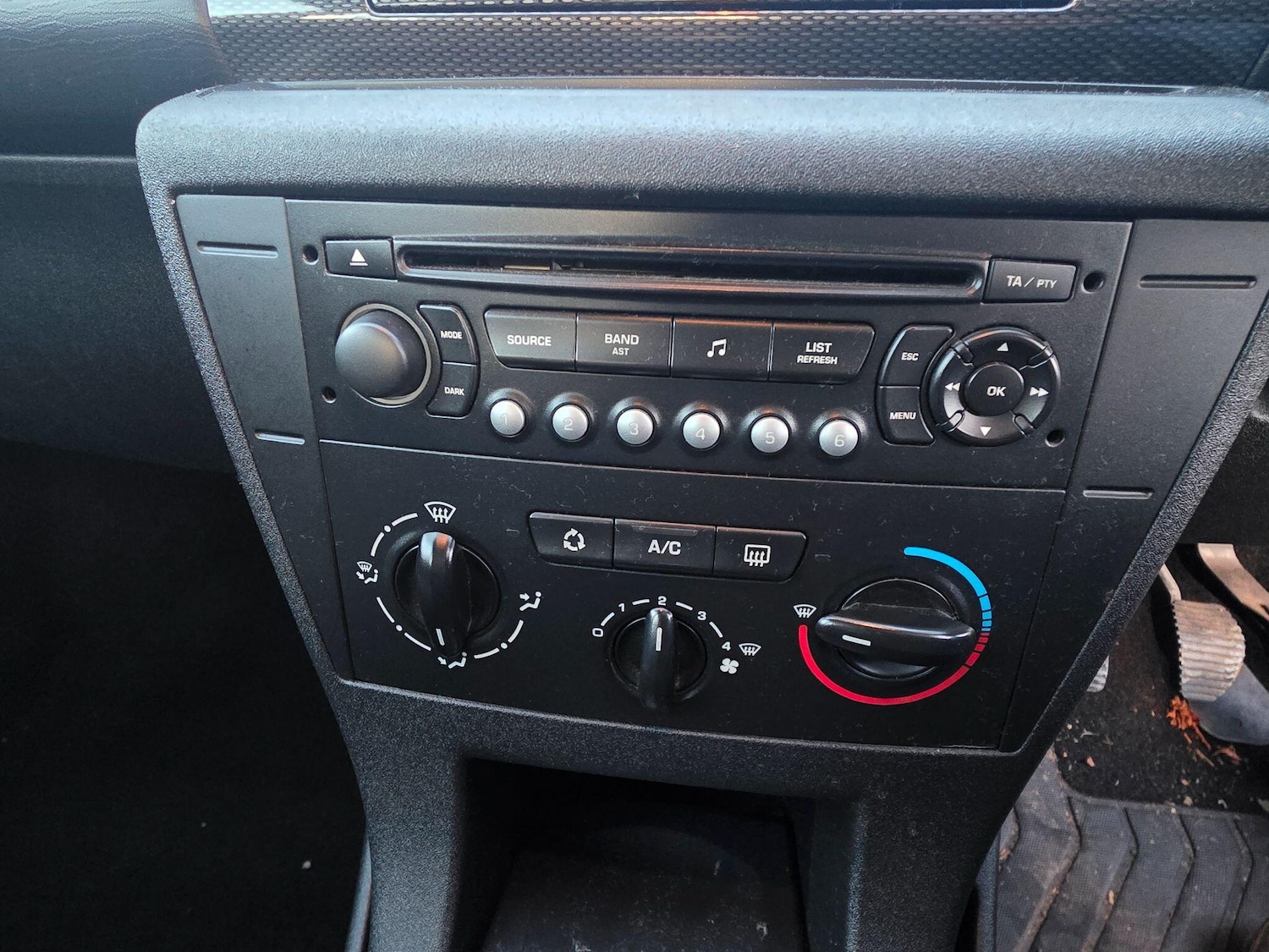 Used Citroen C4 2006 for sale - 76936164: Photo 14