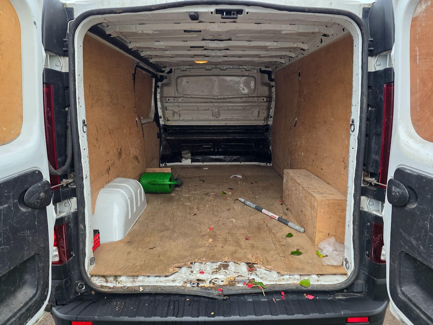 Used Vauxhall Vivaro 2017 for sale - 77908822: Photo 11