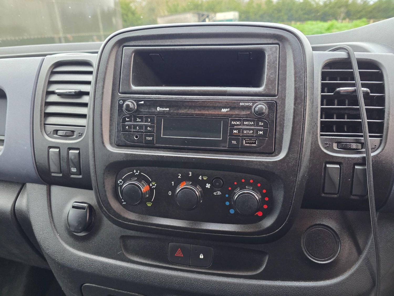 Used Vauxhall Vivaro 2017 for sale - 77908822: Photo 12