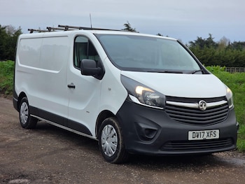 Used Vauxhall Vivaro 2017 for sale - 77908822: Photo