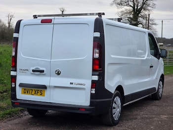 Used Vauxhall Vivaro 2017 for sale - 77908822: Photo
