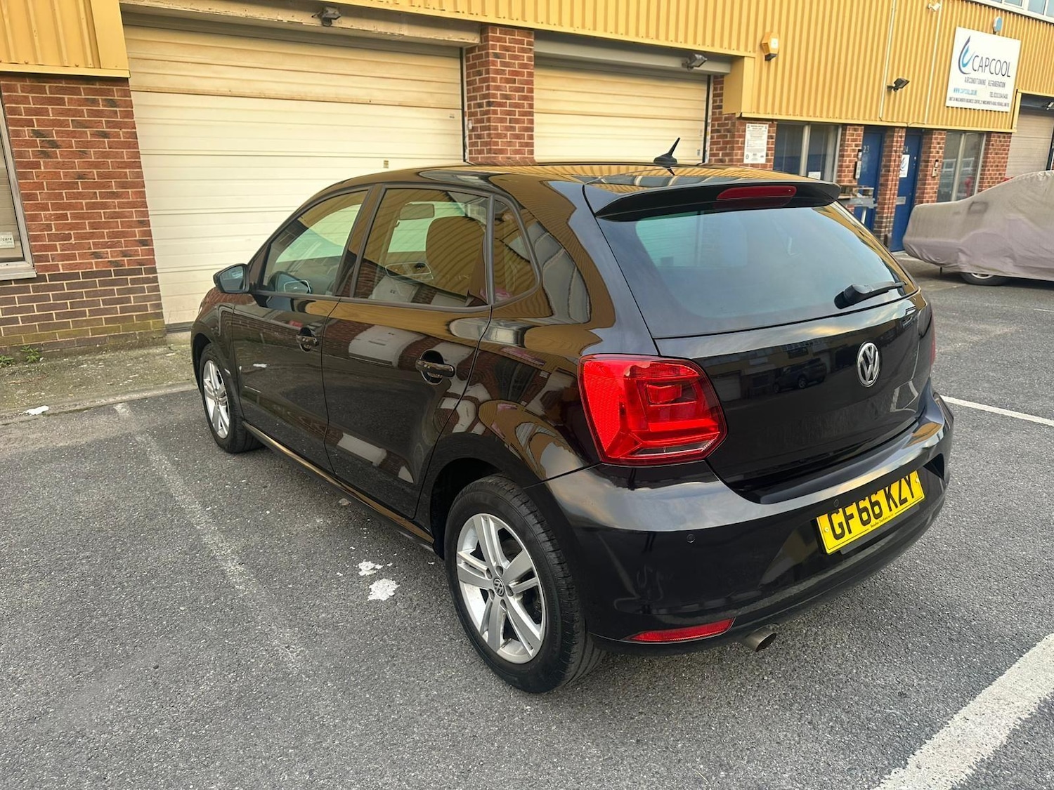Used Volkswagen Polo 2016 for sale - 76425753: Photo 7