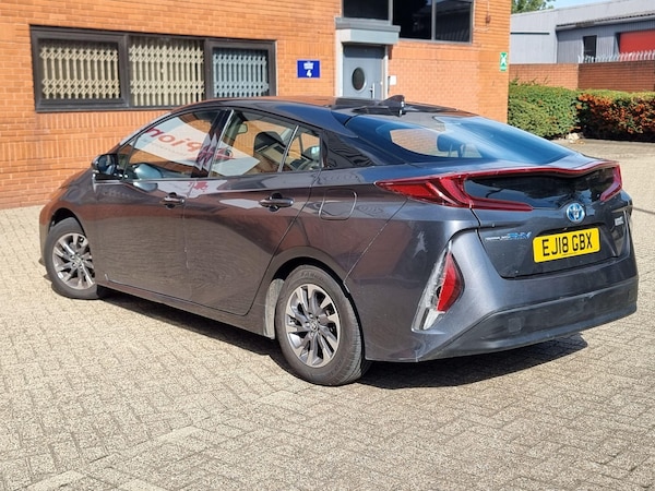 Used Toyota Prius 2018 for sale - 75990978: Photo 10