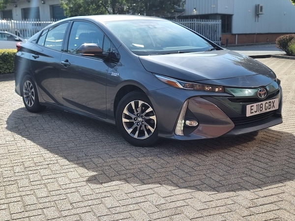 Used Toyota Prius 2018 for sale - 75990978: Photo 7