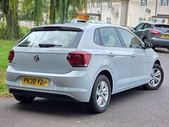Used Volkswagen Polo 2020 for sale - 76423536: Photo