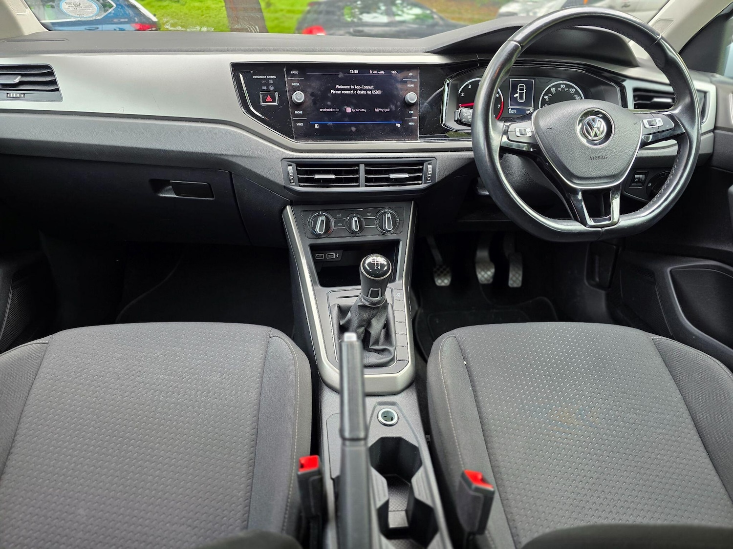 Used Volkswagen Polo 2020 for sale - 76423536: Photo 6