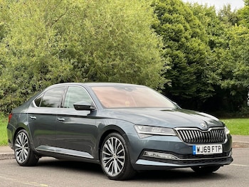 2019 (69) - 2.0 TSI Laurin & Klement DSG Euro 6 (s/s) 5dr