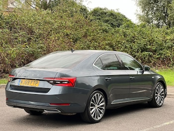 Used Skoda Superb 2019 for sale - 75578741: Photo