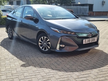 Used Toyota Prius 2018 for sale - 76424141: Photo