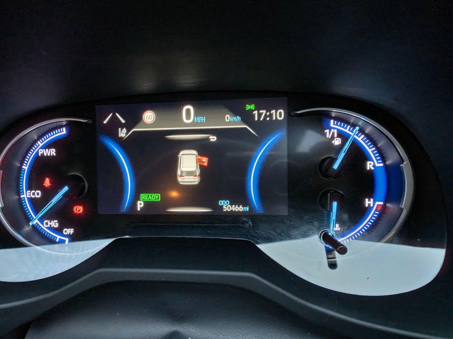 Used Toyota RAV4 2020 for sale - 76432127: Photo 24