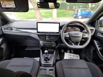 Used Ford Focus 2023 for sale - 76989559: Photo