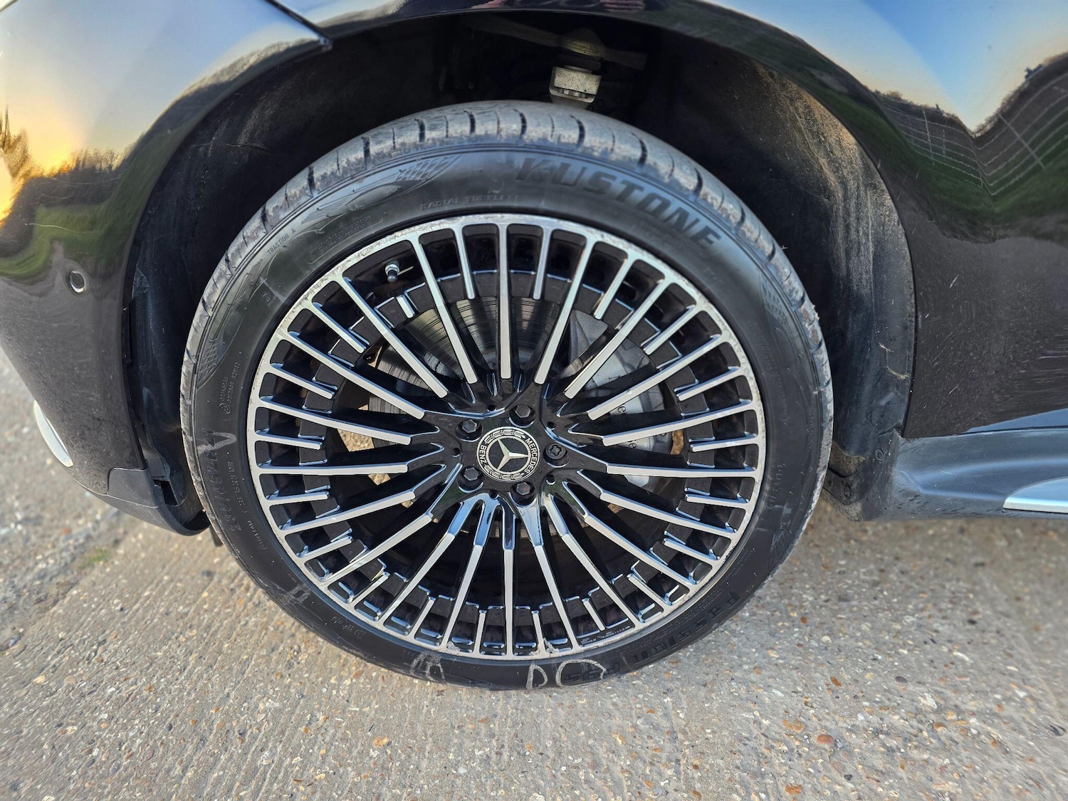 Used Mercedes-Benz EQC for sale - 77939650: Photo 31