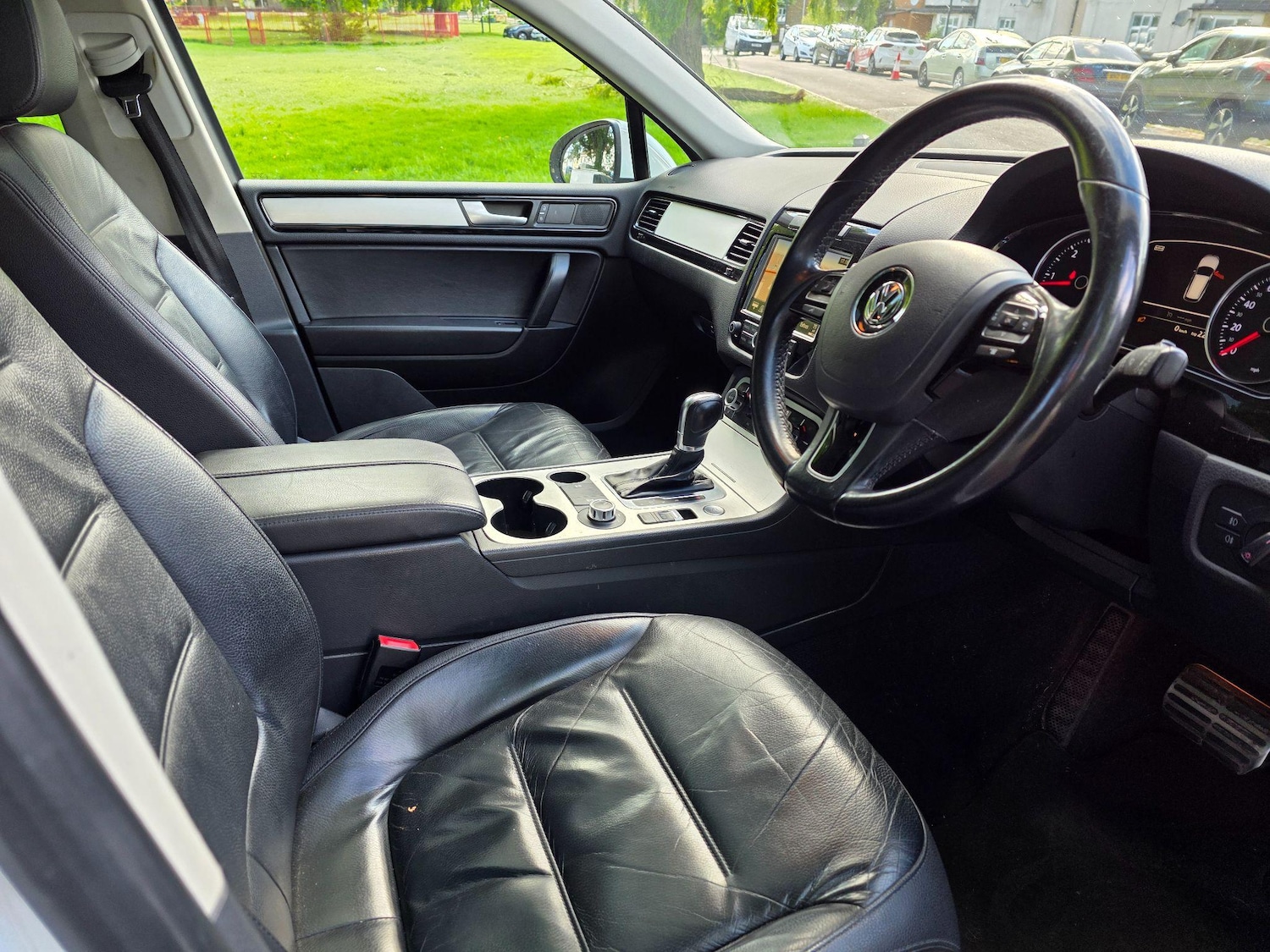 Used Volkswagen Touareg 2014 for sale - 77524352: Photo 5