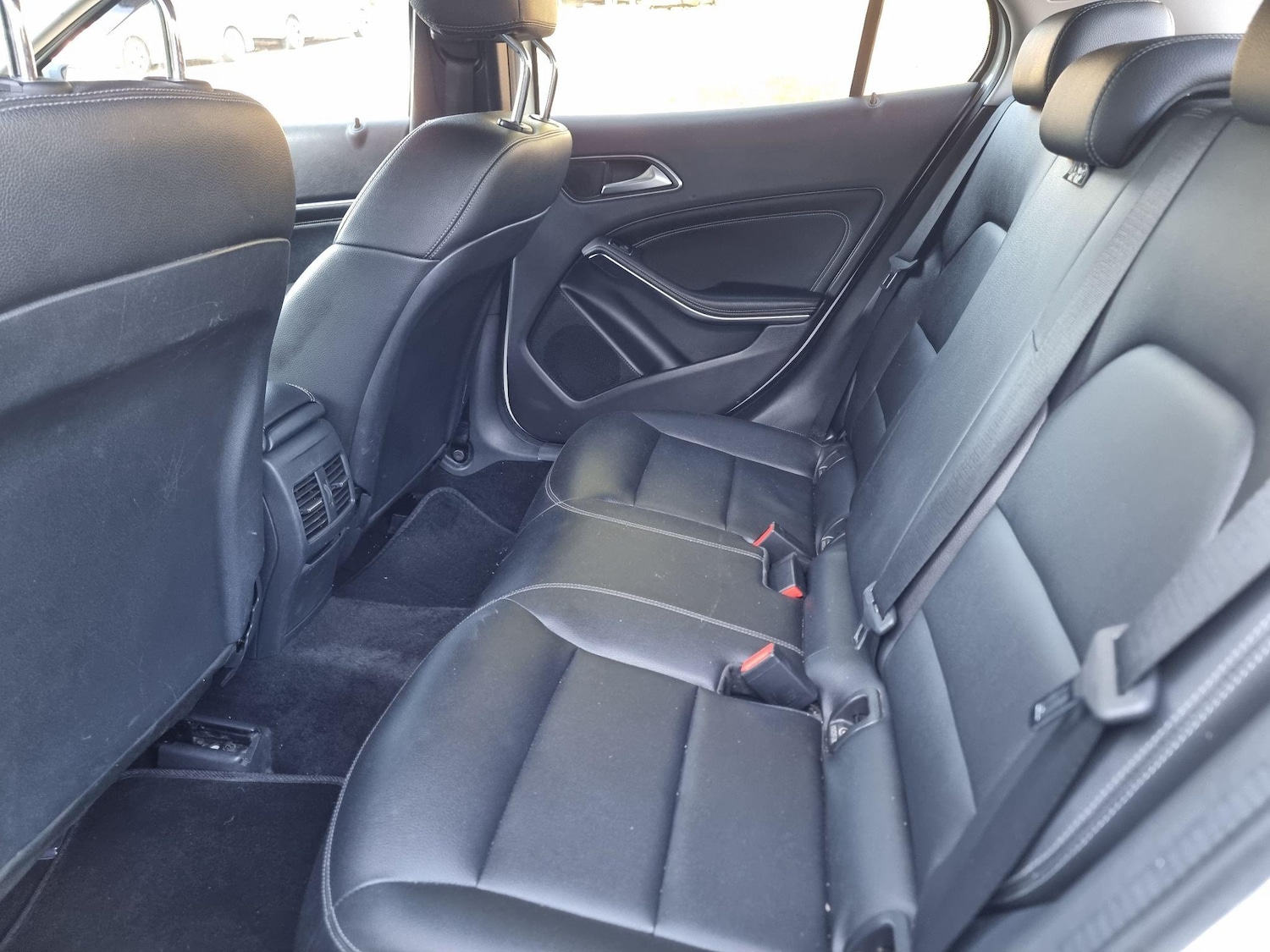 Used Mercedes-Benz GLA 2018 for sale - 76059995: Photo 9