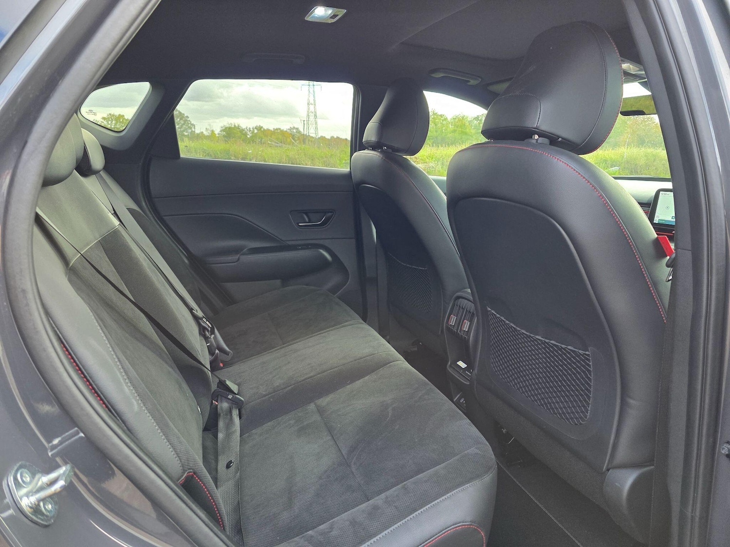 Used Hyundai KONA 2025 for sale - 76425397: Photo 8