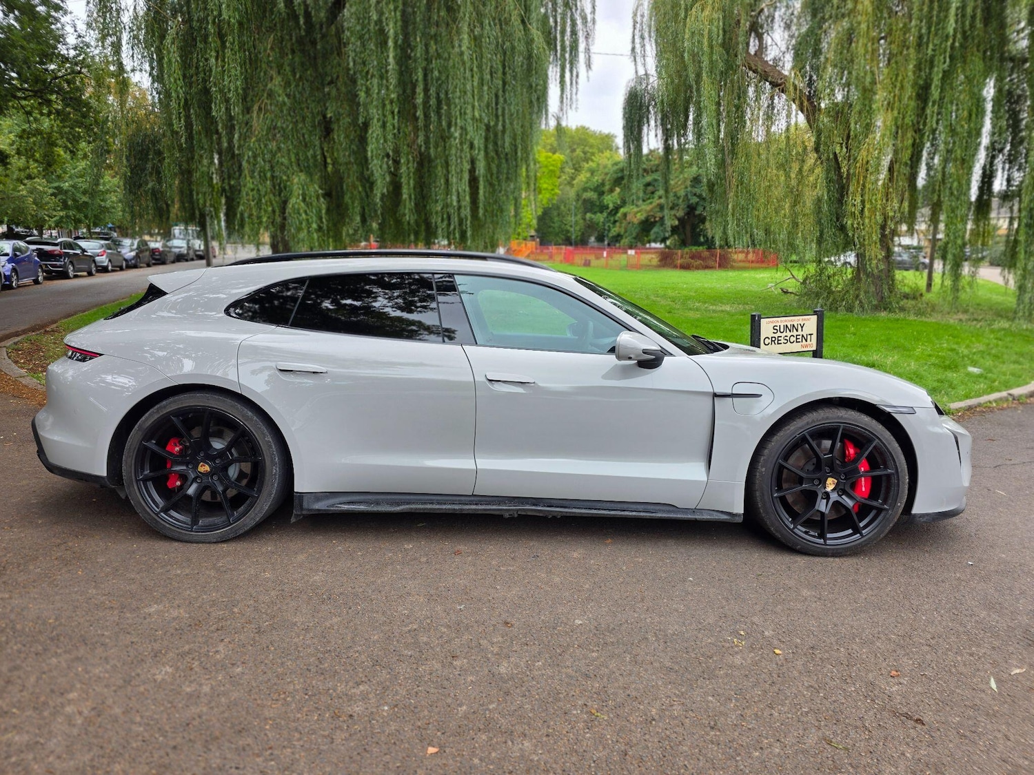 Used Porsche Taycan 2022 for sale - 77097640: Photo 9