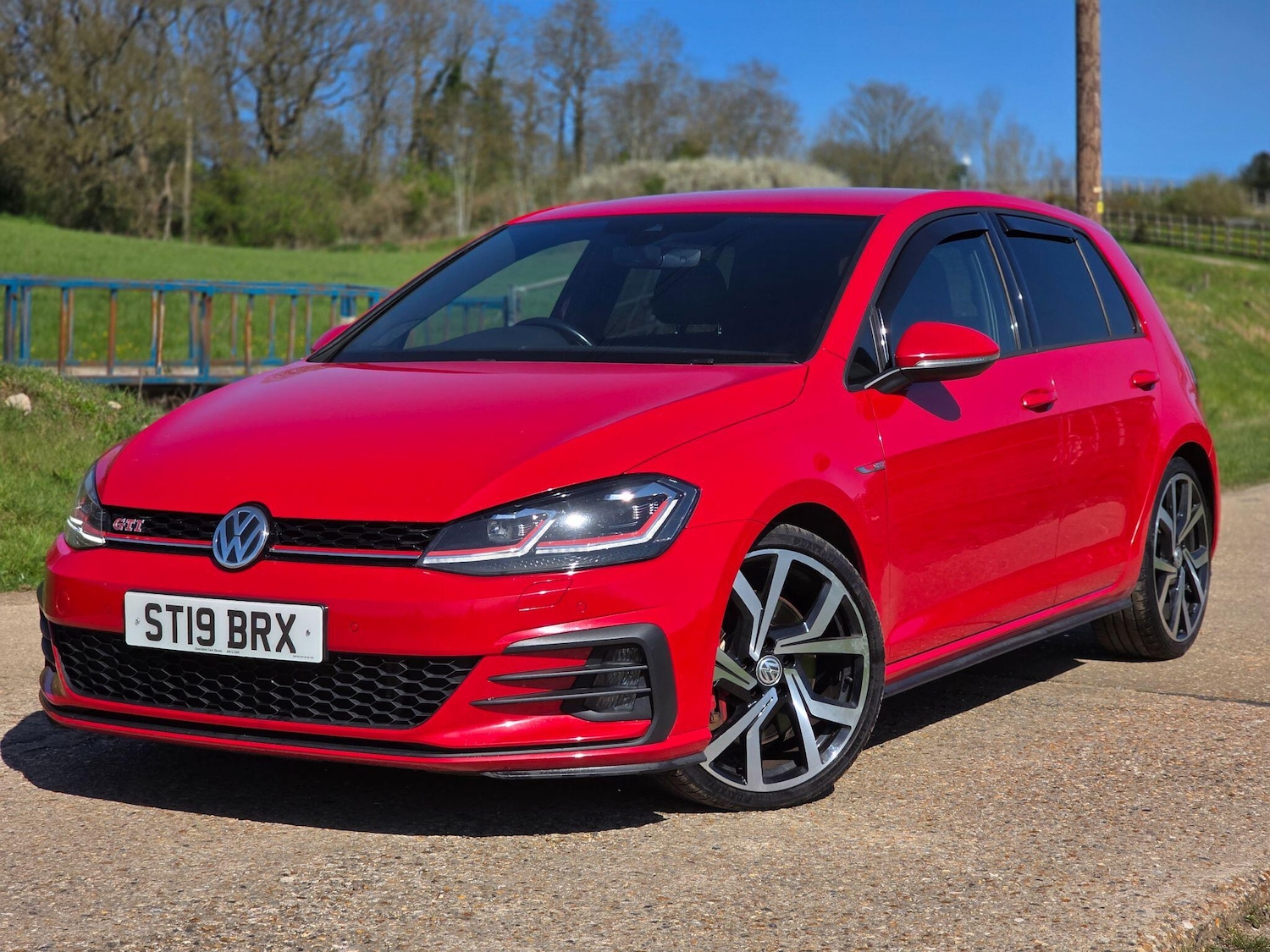 Used Volkswagen Golf 2019 for sale - 78157164: Photo 2