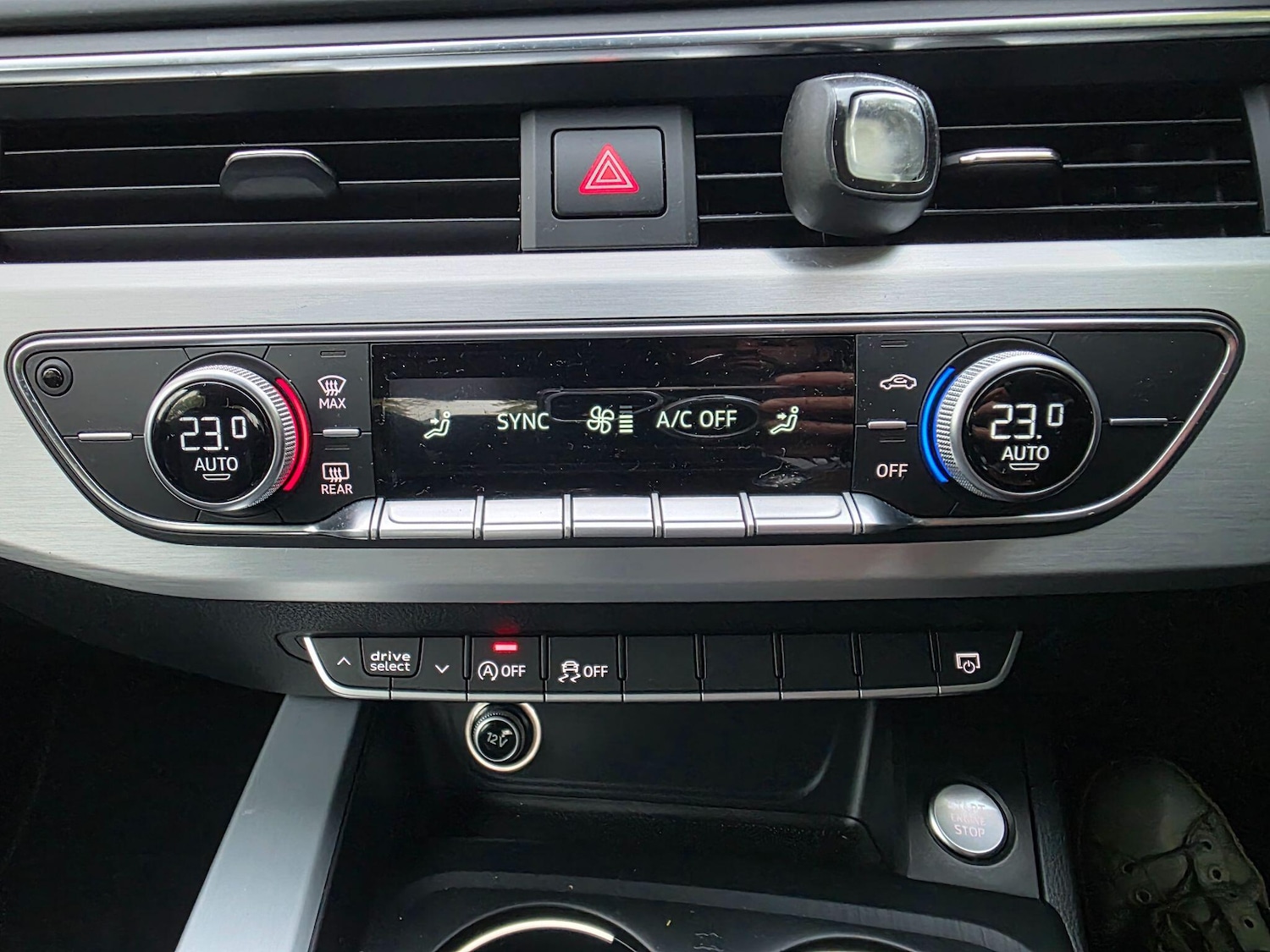 Used Audi A4 2016 for sale - 76424649: Photo 14