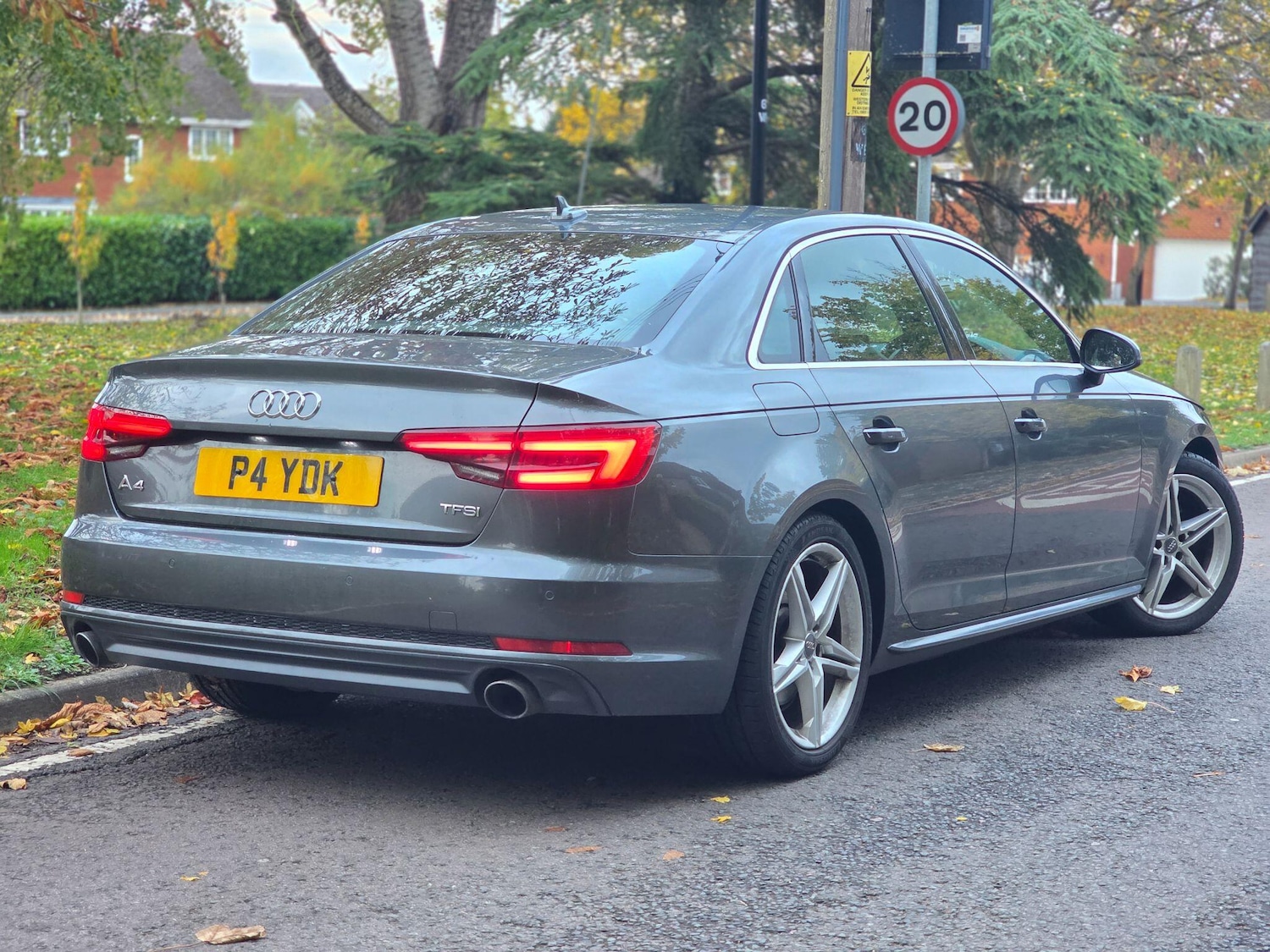 Used Audi A4 2016 for sale - 76424649: Photo 3