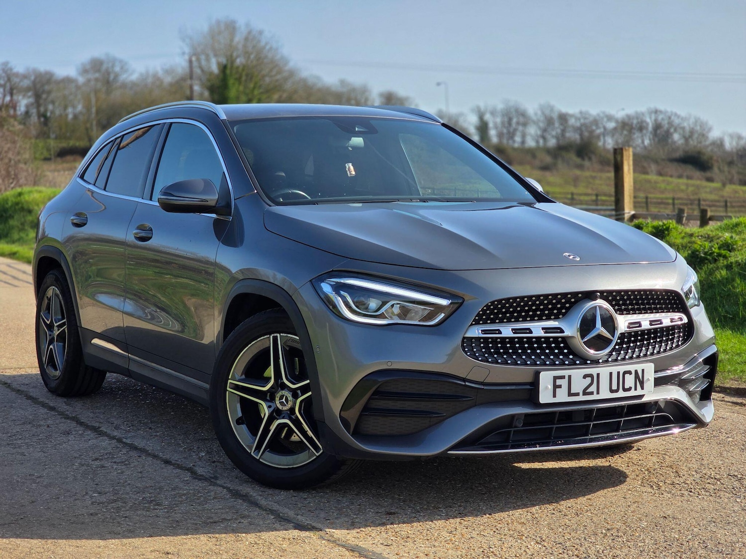 Used Mercedes-Benz GLA for sale - 77670912: Photo 2