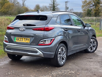 Used Hyundai KONA 2023 for sale - 76645252: Photo