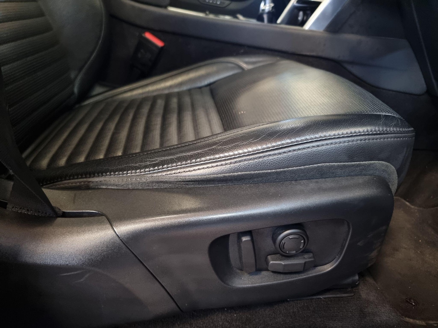 Used Land Rover Discovery Sport 2020 for sale - 76424081: Photo 39