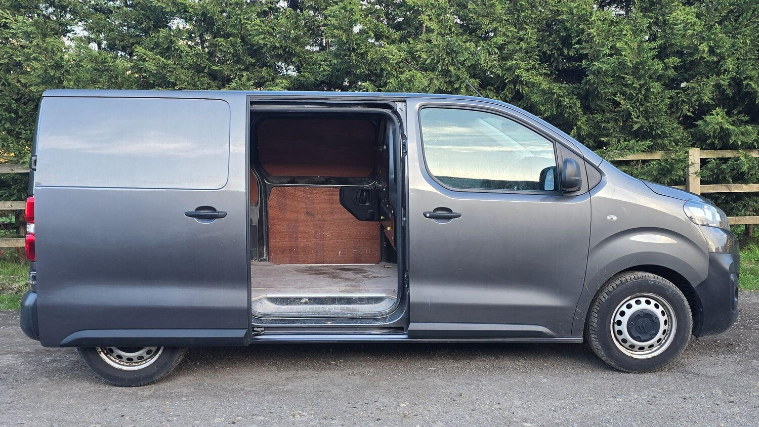 Used Citroen Dispatch 2020 for sale - 77883559: Photo 11