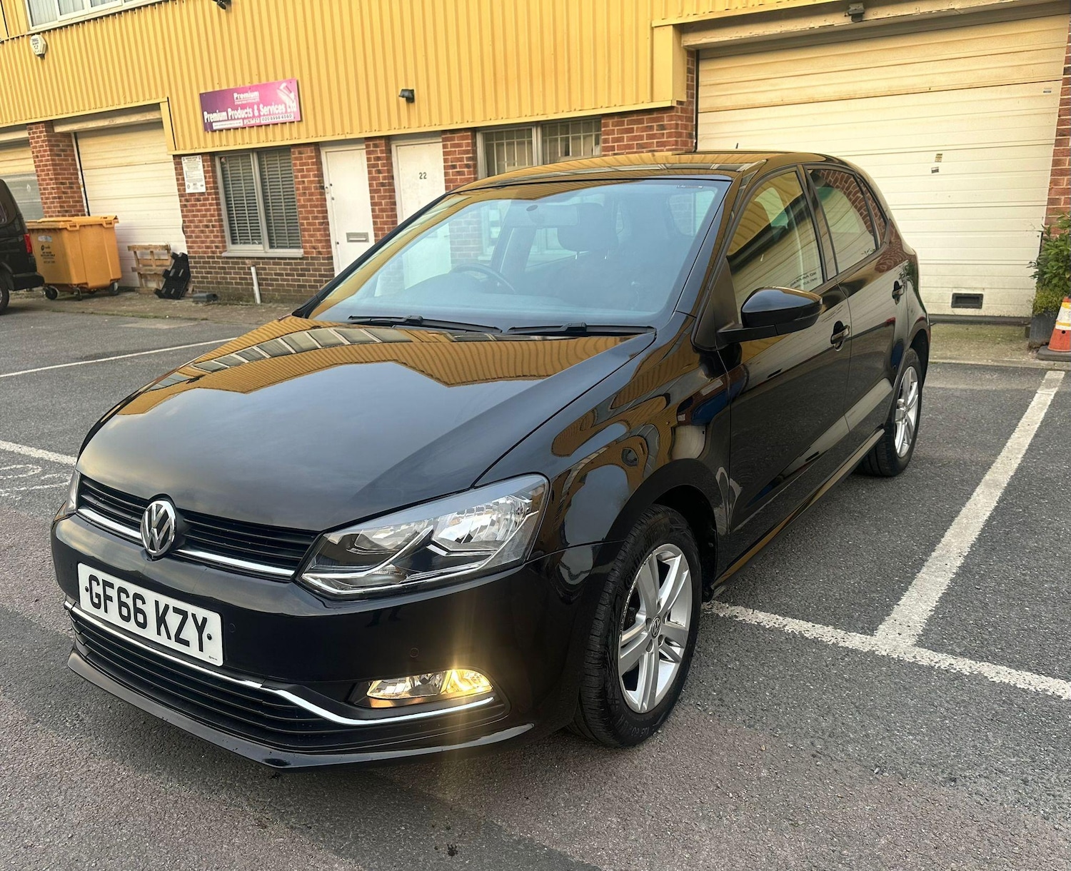 Used Volkswagen Polo 2016 for sale - 77098212: Photo 3