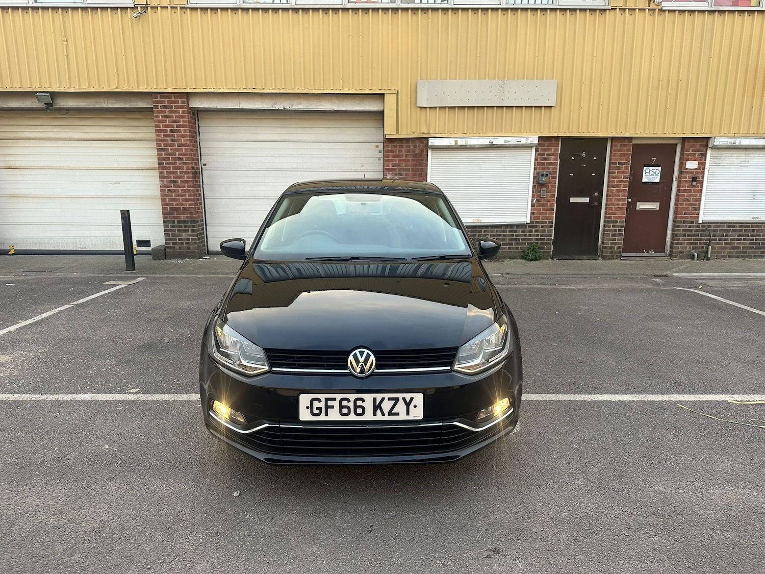 Used Volkswagen Polo 2016 for sale - 77098212: Photo 6