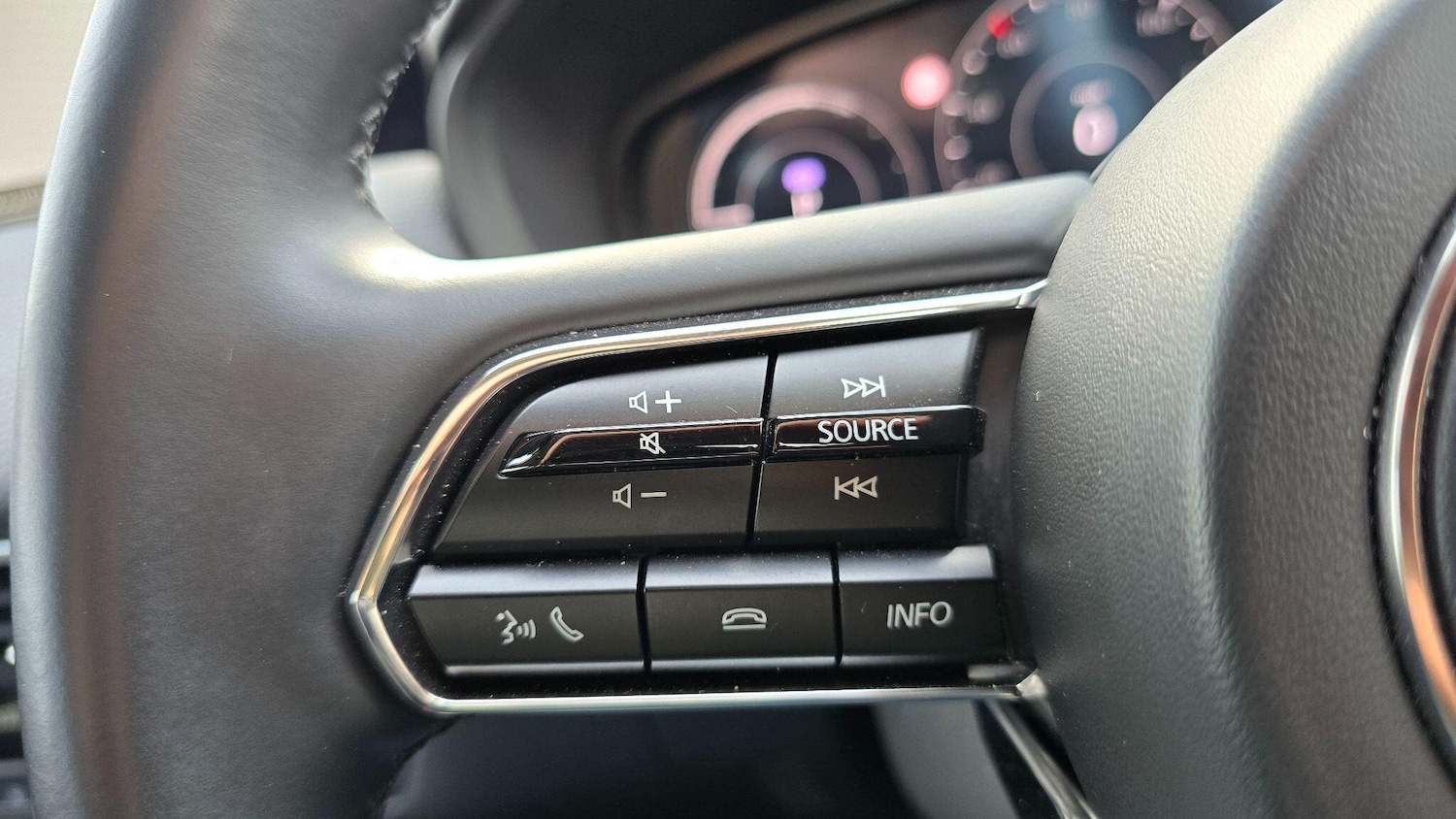 Used Mazda CX-60 2025 for sale - 78085941: Photo 17