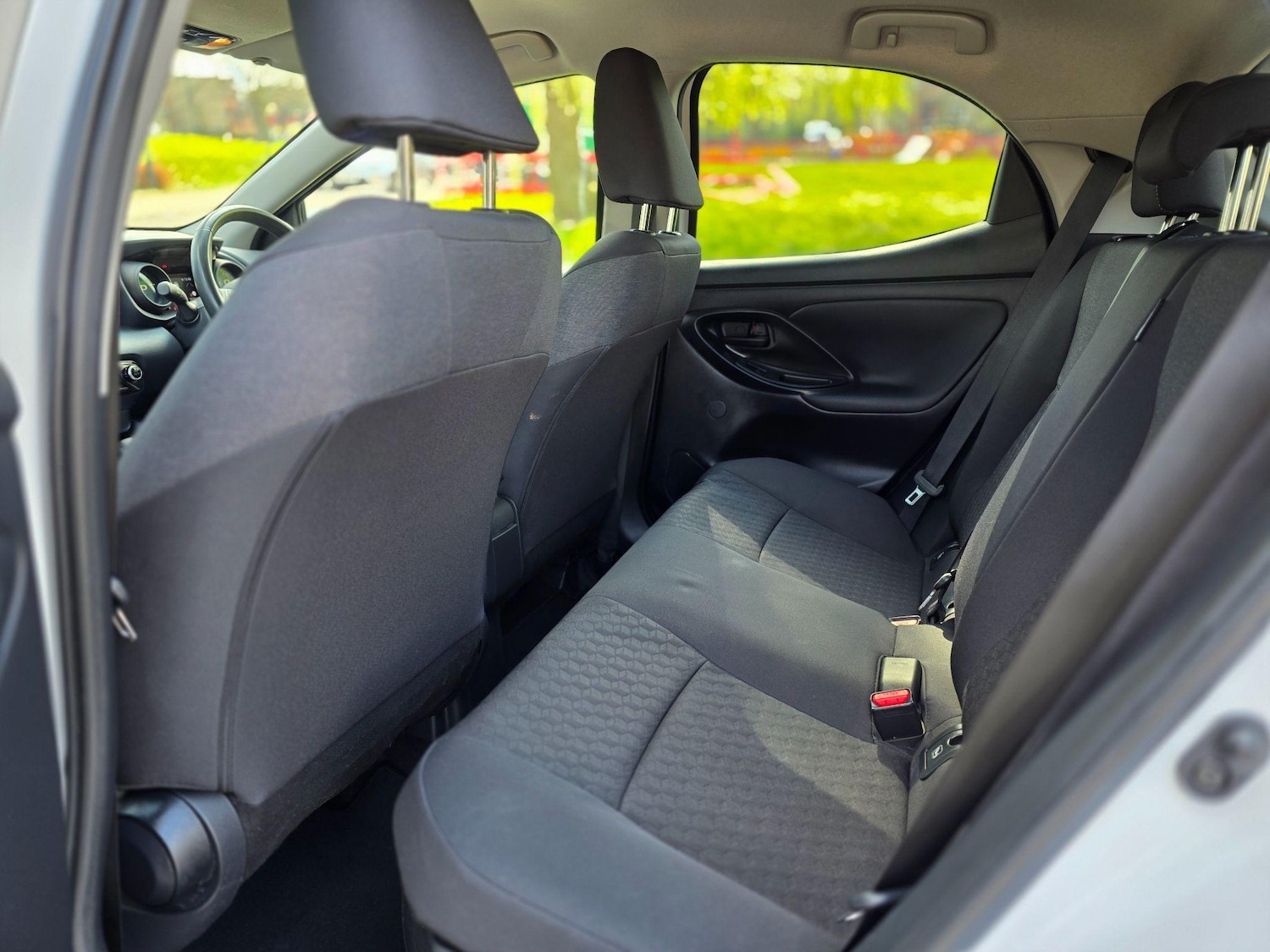 Used Toyota Yaris 2022 for sale - 76424584: Photo 8